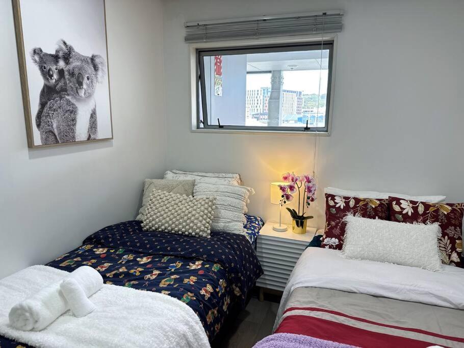 Immaculate 3 Bd 2 Bth Apartment -Free Carpark & Pool Окленд Экстерьер фото